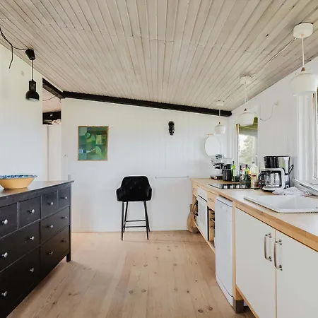 Vacation With Sea Views - 200m From Feriehus *