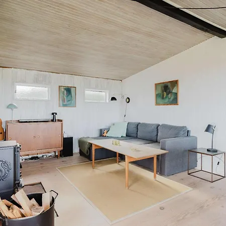 Vacation With Sea Views - 200m From
