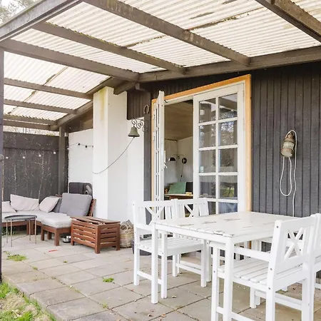 Ferienhaus Vacation With Sea Views - 200m From *